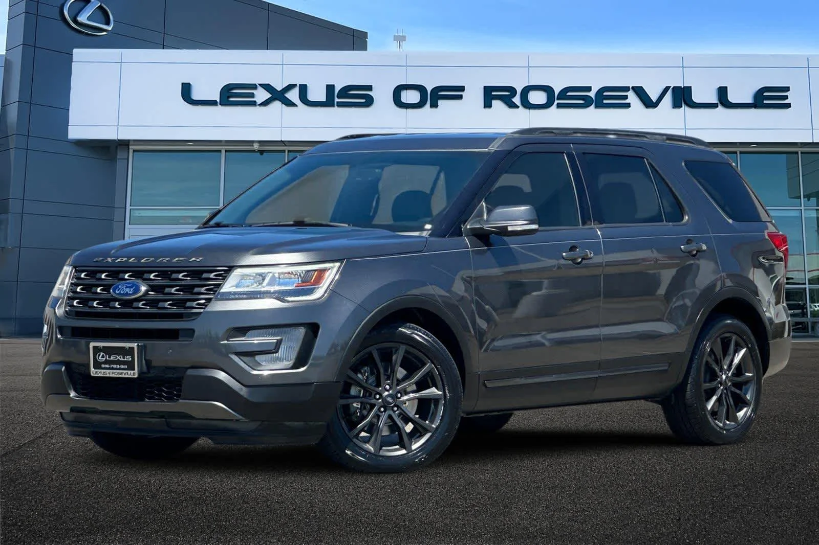 2017 Ford Explorer XLT FWD's photo