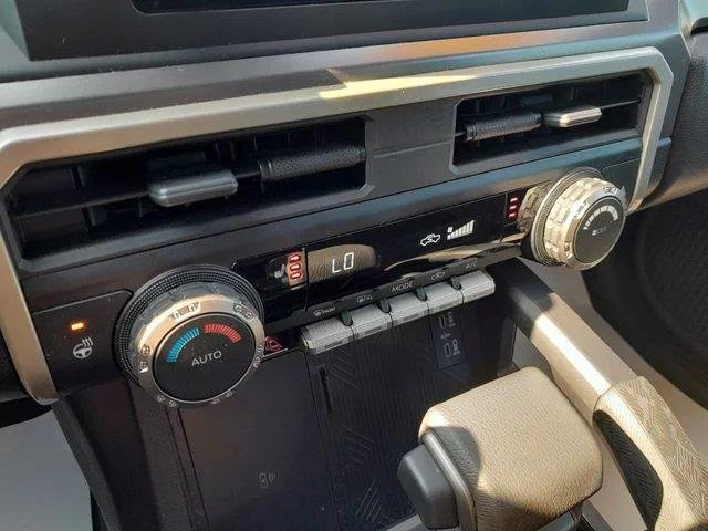 Used 2025 Underground Toyota SR5 image 23