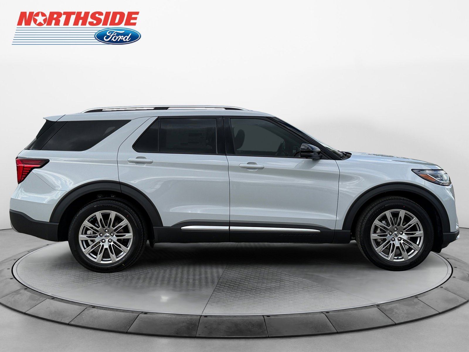 New 2026 Space White Metallic Ford Platinum image 8