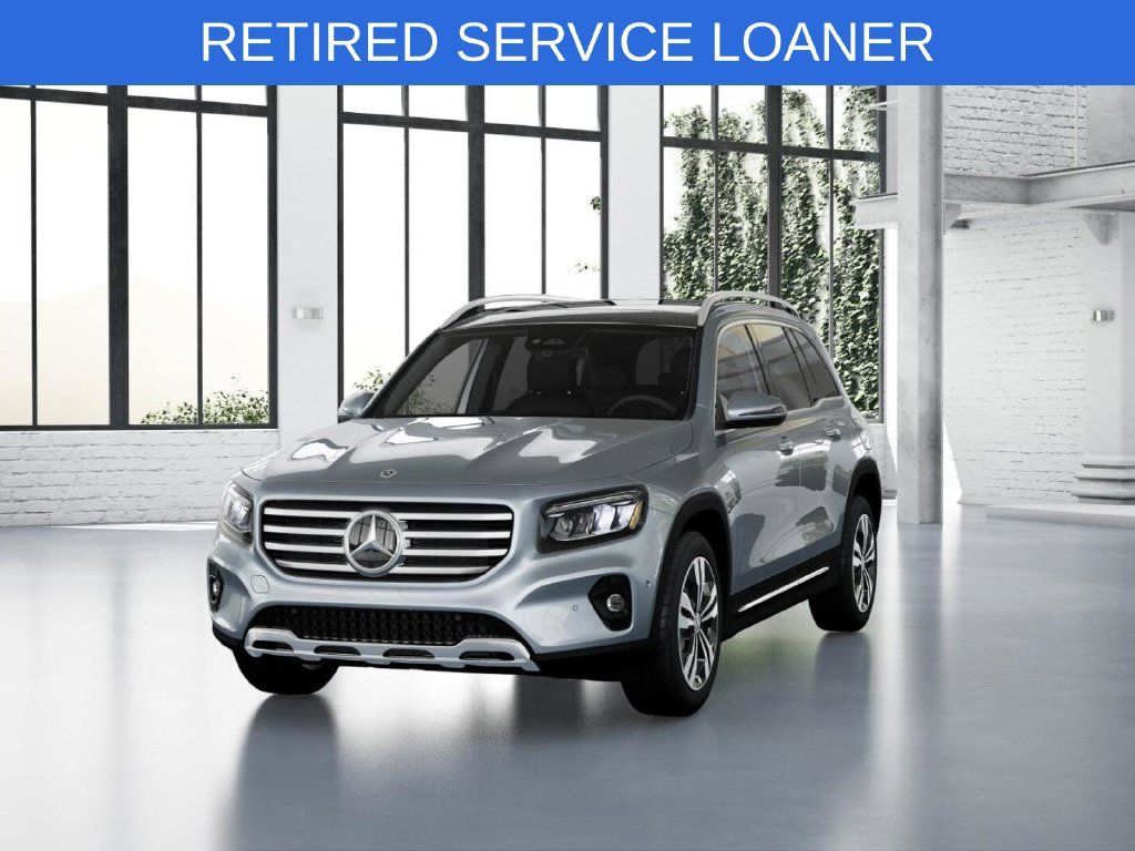 Used 2026 Silver Mercedes-Benz GLB 250 image 41