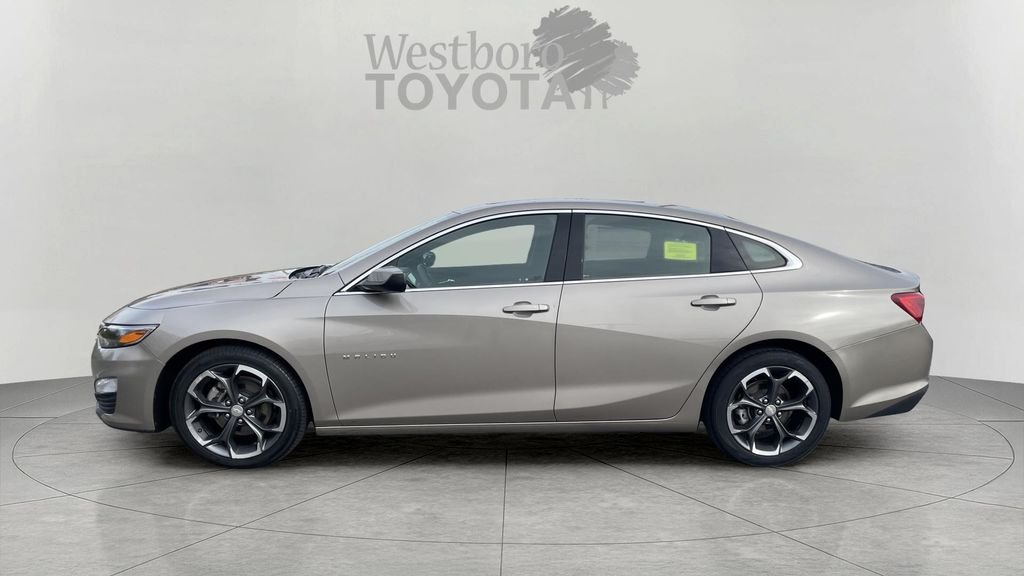 Used 2023 Gray Chevrolet LT image 4