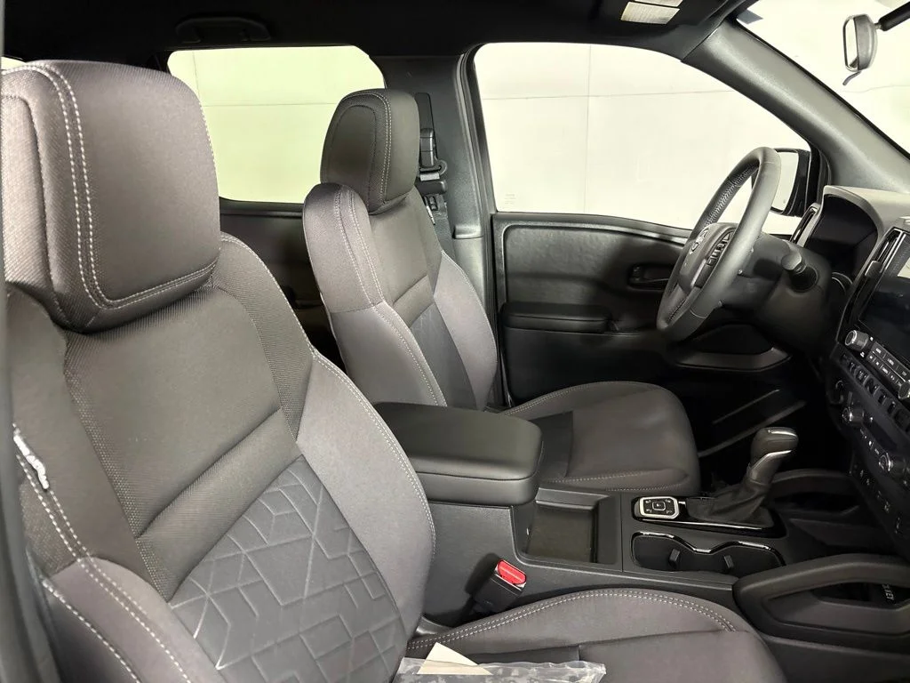 New 2026 Super Black Nissan Crew Cab SV image 21