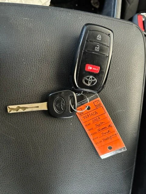 Used 2024  Toyota SR image 13