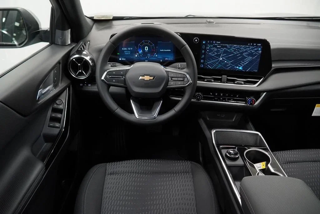 New 2027 Mosaic Black Metallic Chevrolet LT image 15