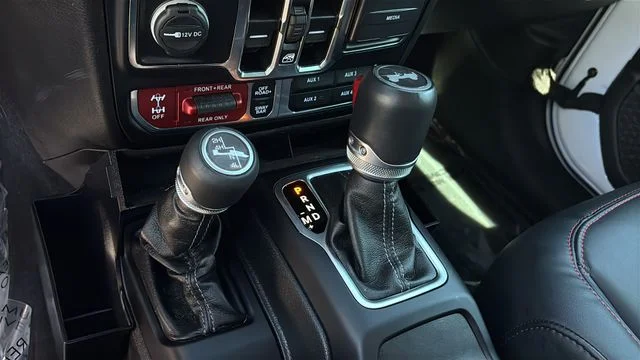 Used 2024 White Jeep Rubicon image 31