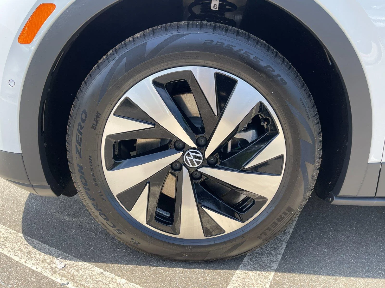 New 2026 Opal White Pearl Volkswagen Pro image 10