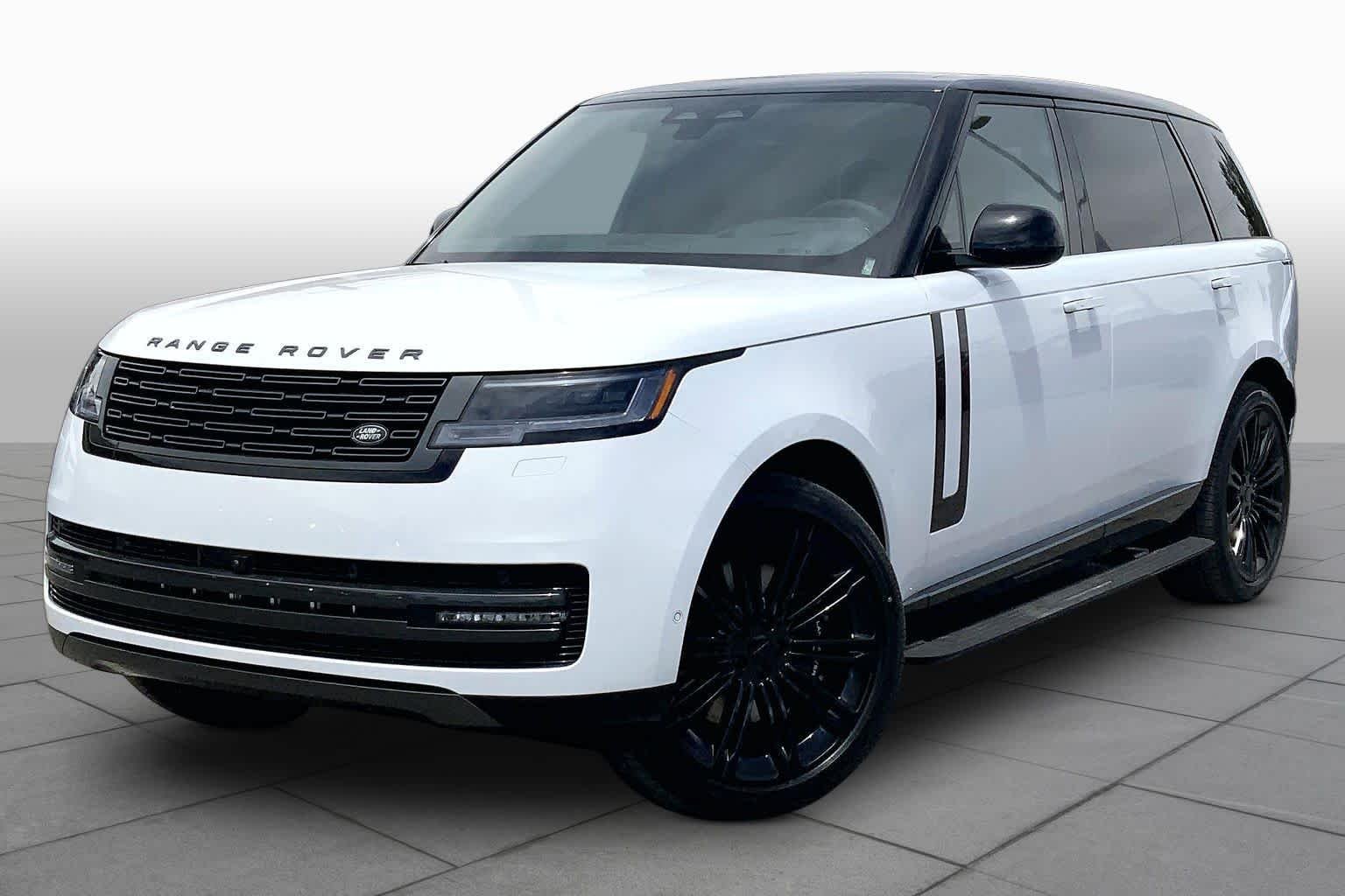 2026 Land Rover Range Rover 4.4 SE LWB 7's photo