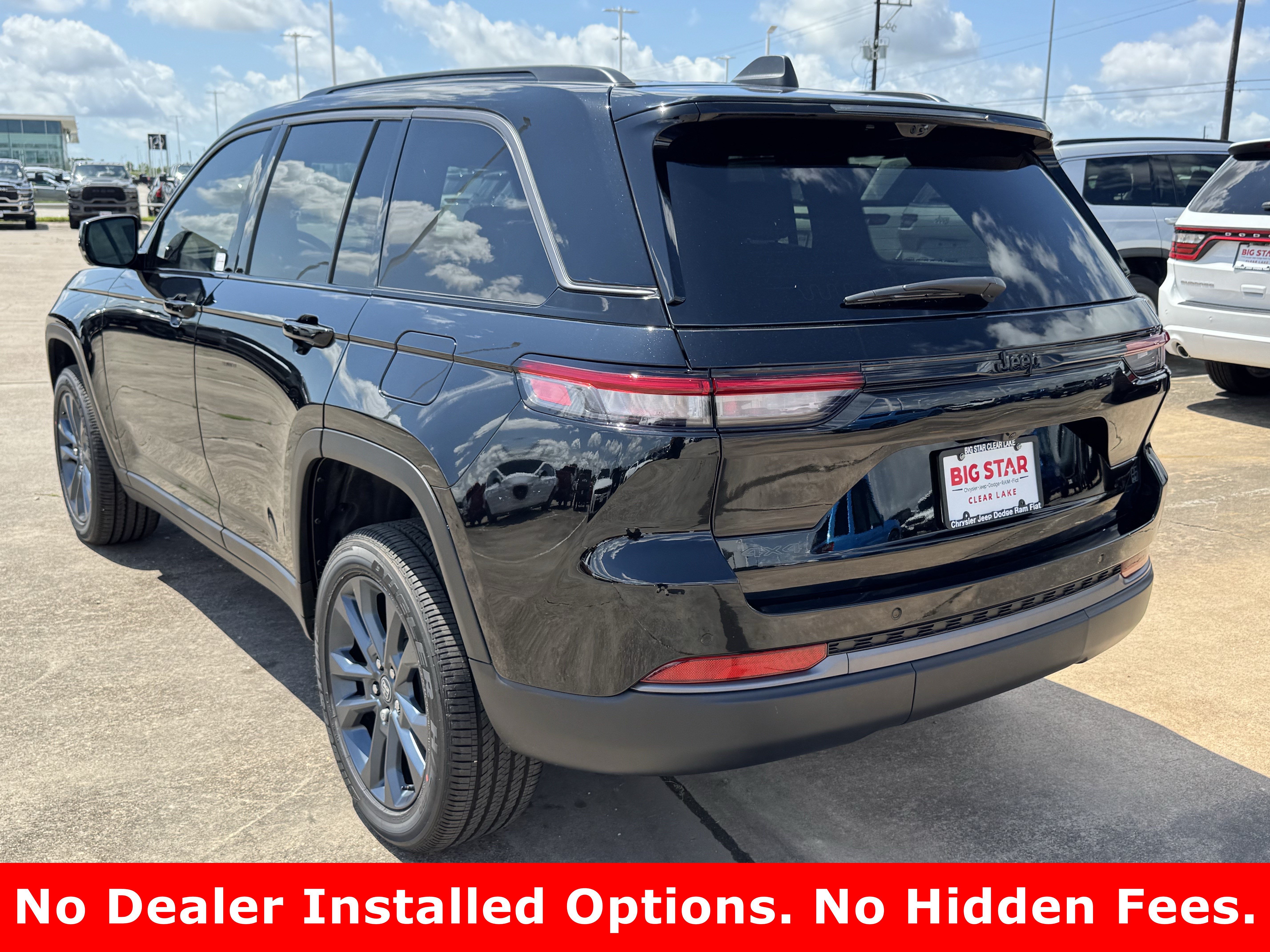 New 2026 Diamond Black Crystal Pearl-Coat Exterior Paint Jeep 85th Anniversary Edition image 7