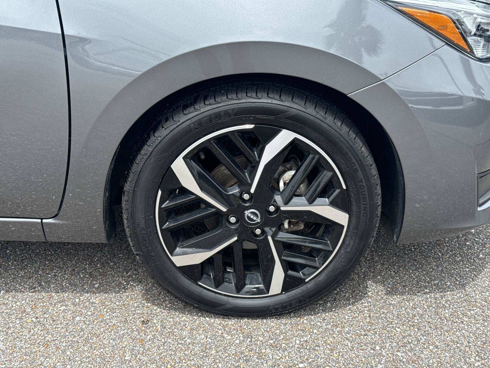 Used 2024 Gray Nissan 1.6 SR image 4