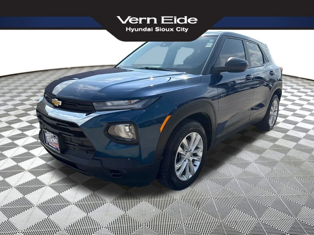 Used 2021 Blue Chevrolet LS image 1