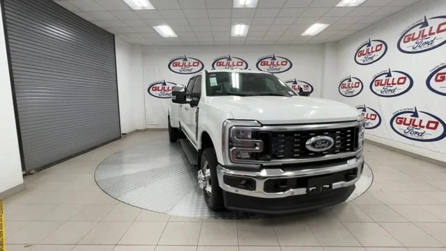 New 2026 Star White Metallic Tri-Coat Ford King Ranch image 6