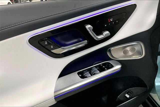 New 2026 Silver Mercedes-Benz GLC 300 image 11