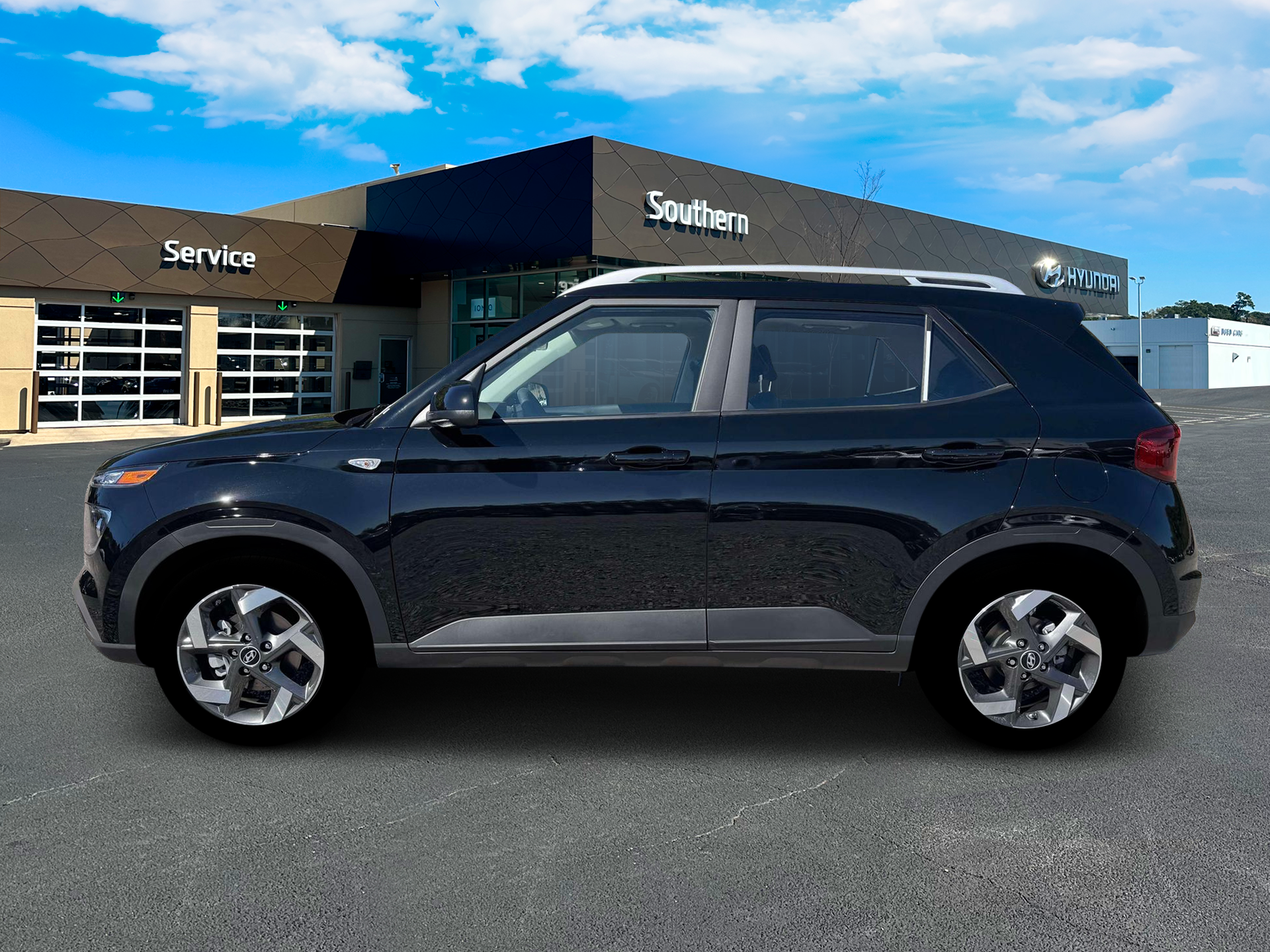 New 2026 Black Hyundai SEL image 3