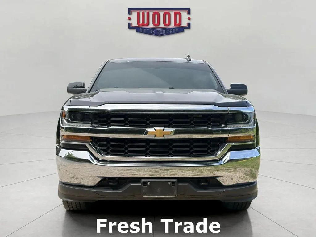 Used 2019 Black Chevrolet LT image 2