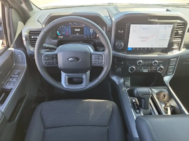 New 2026 Oxford White Ford XLT image 16