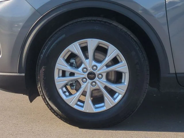 Used 2024 Gray Ford Active image 17