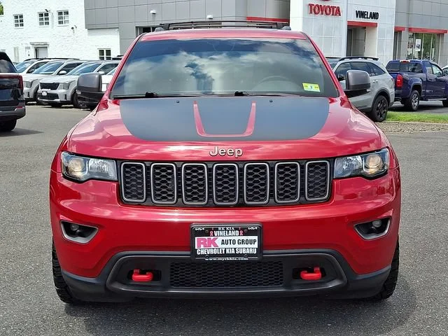 Used 2017 Red Jeep Trailhawk image 3