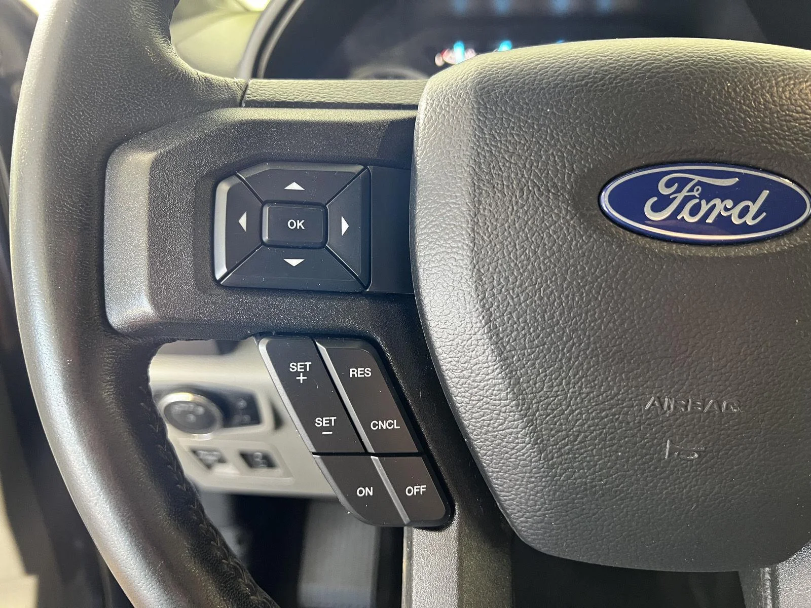 Used 2019 Blue Jeans Ford XLT image 15