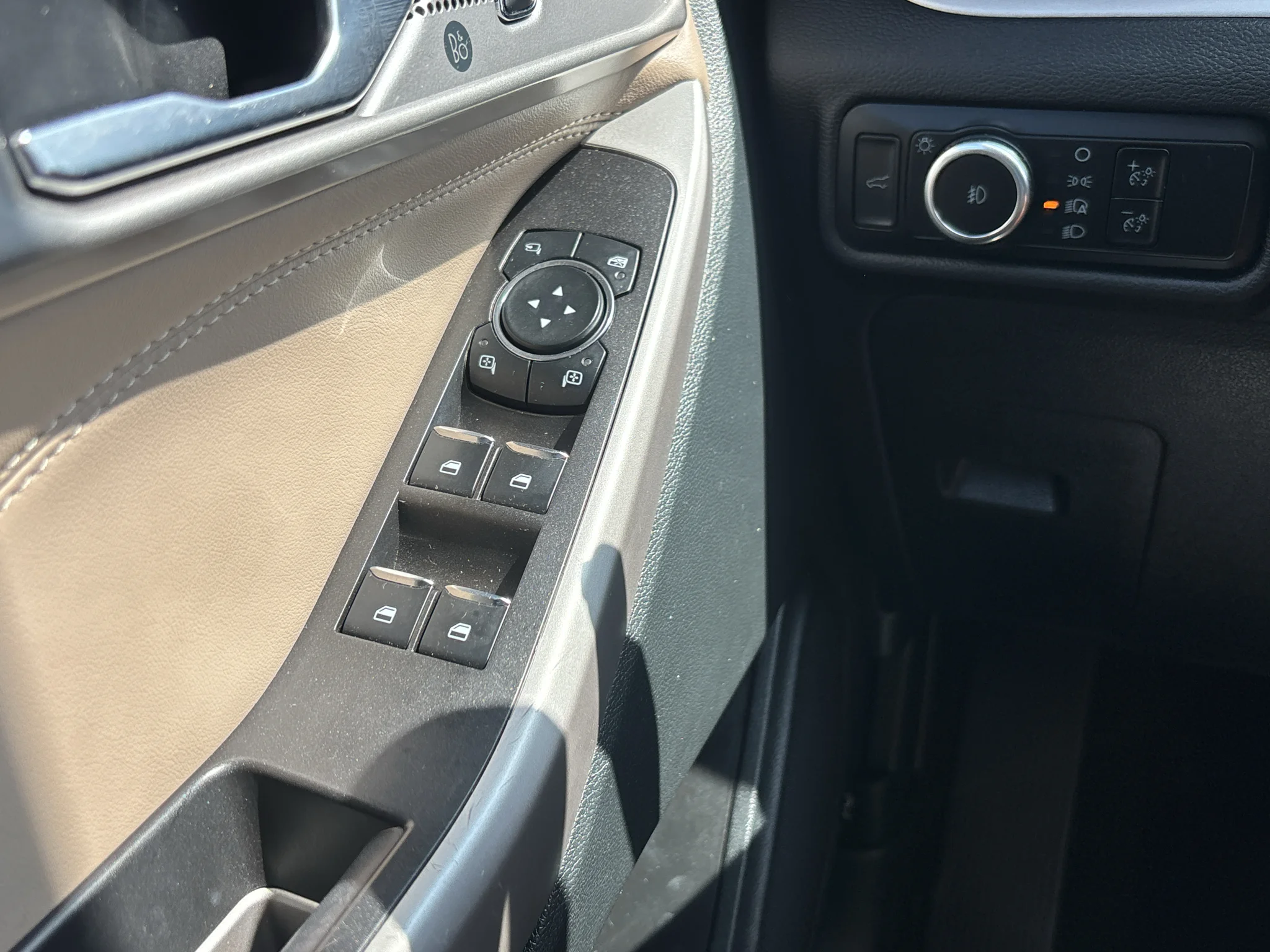 Used 2024 Carbonized Gray Metallic Ford XLT image 14
