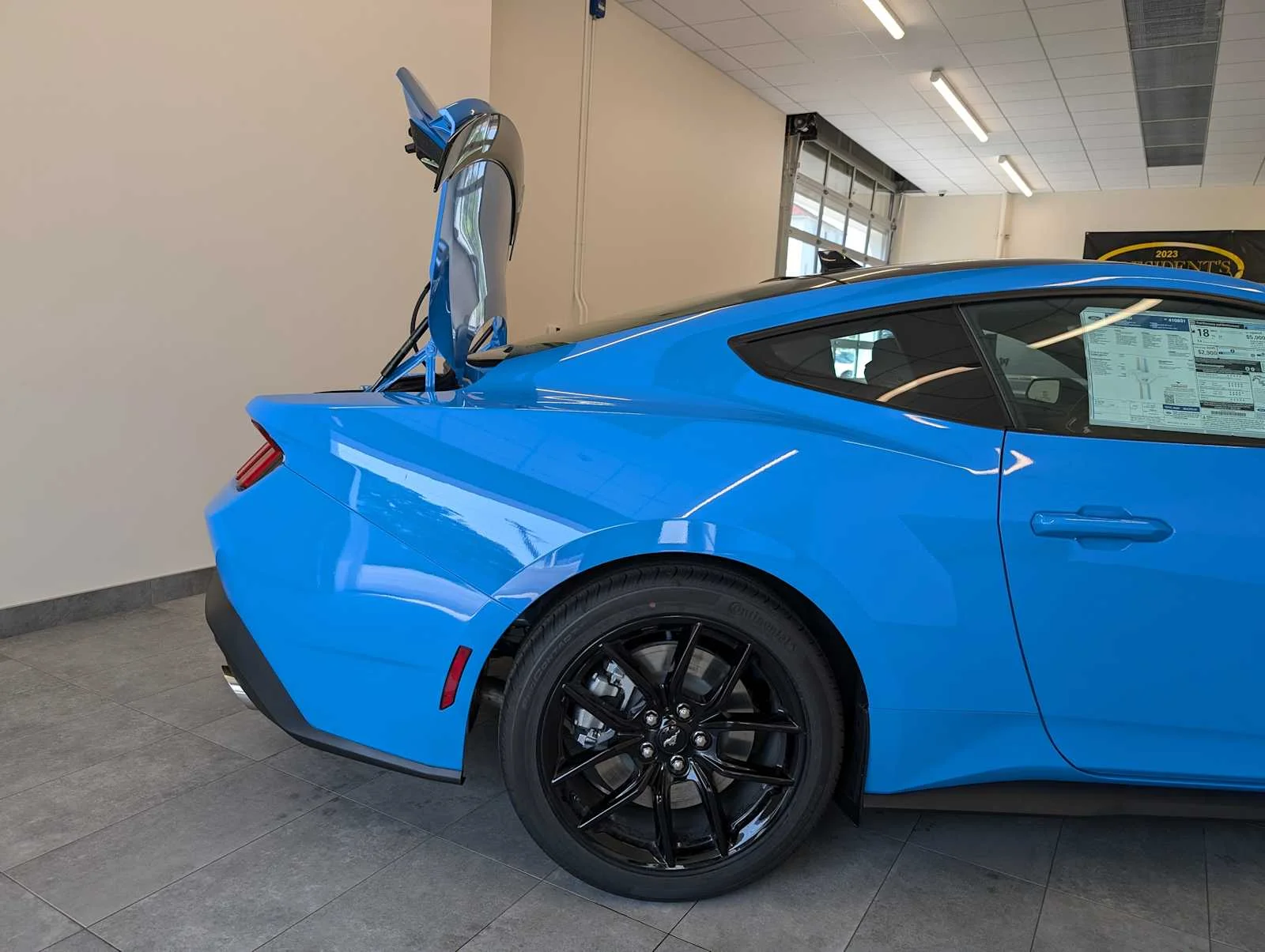 2025 Ford Mustang GT Fastback - Photo 6