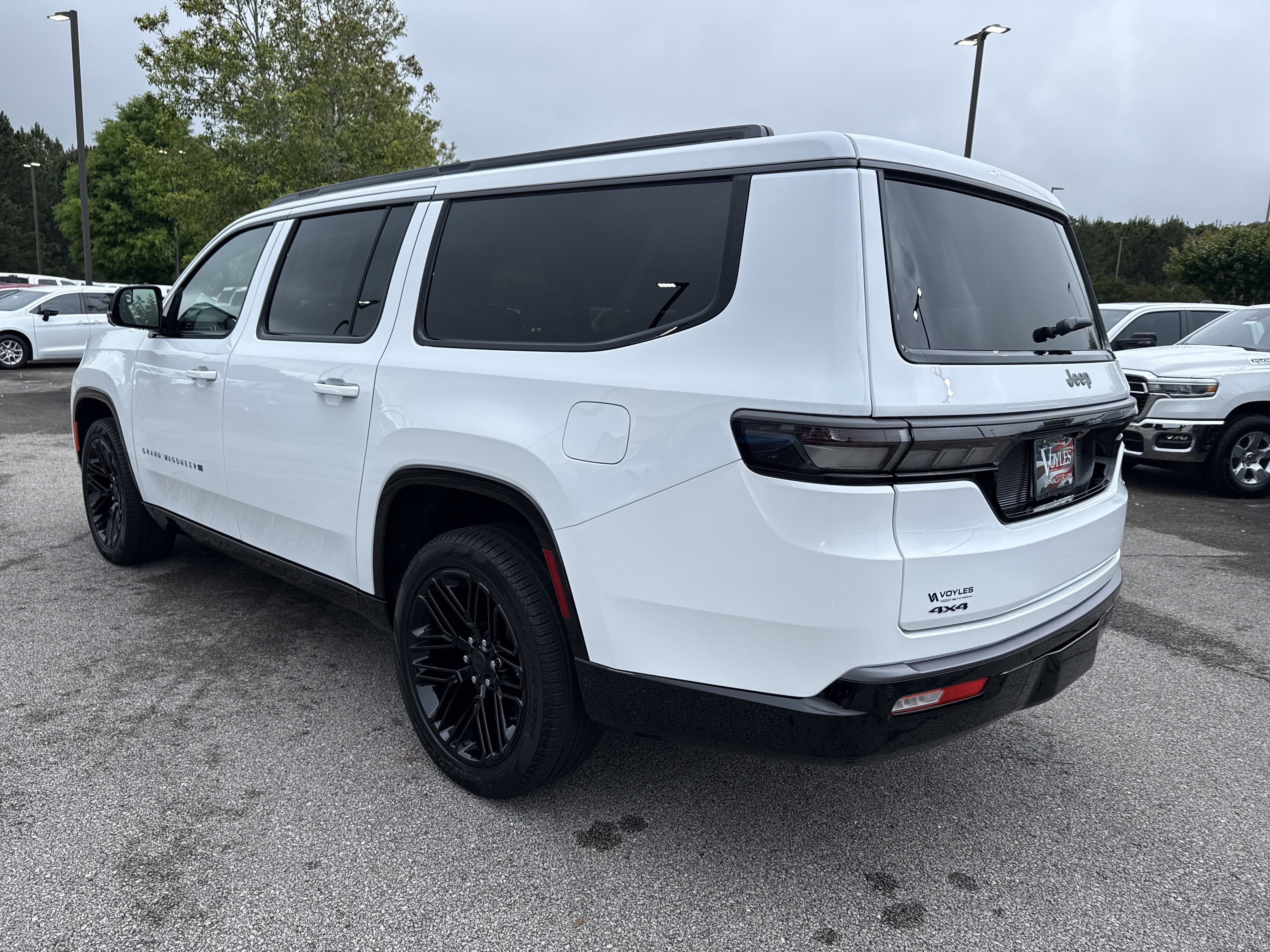 New 2026 Bright White Clearcoat Jeep Limited Reserve image 5