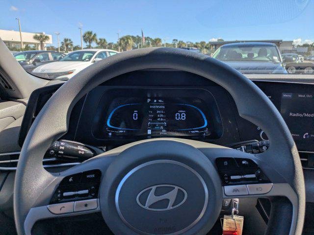 New 2026 Gray Hyundai SE image 29