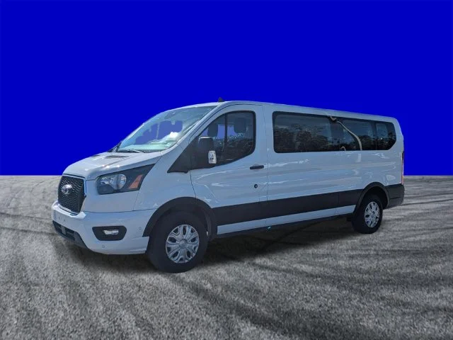 Certified Used 2023 Oxford White Ford XLT image 8