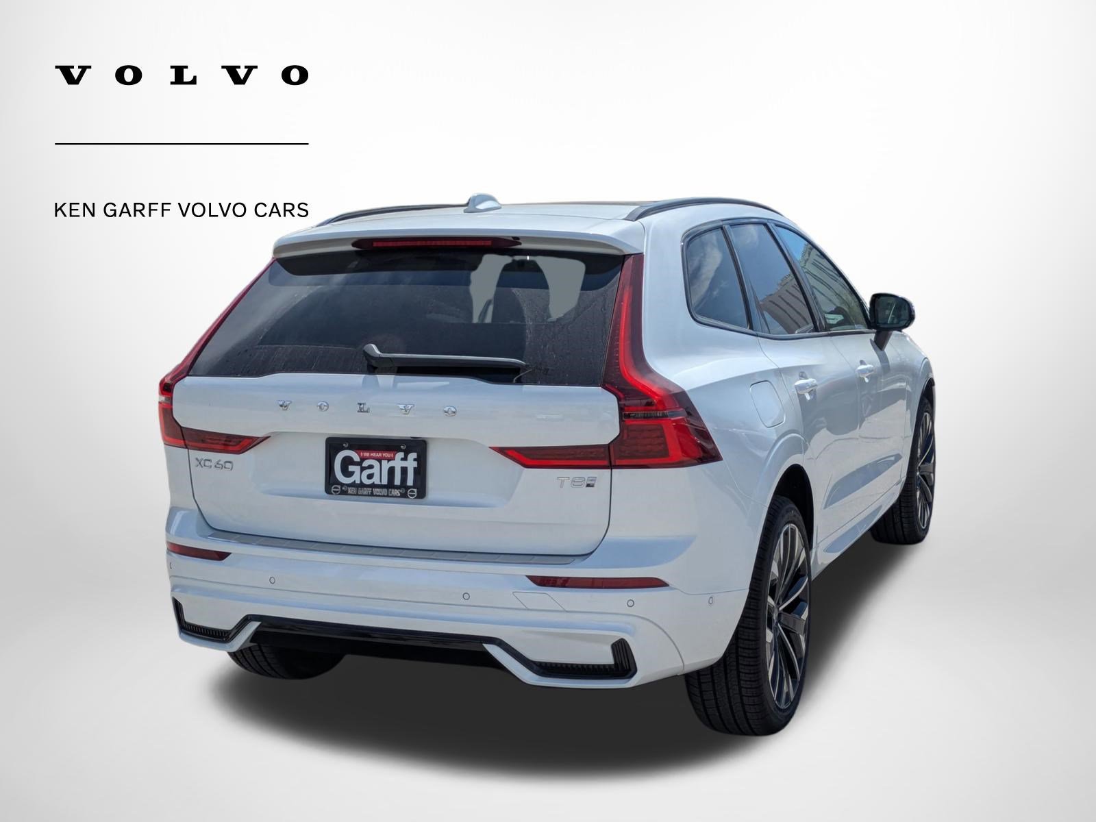 New 2026 Crystal White Volvo Ultra image 3