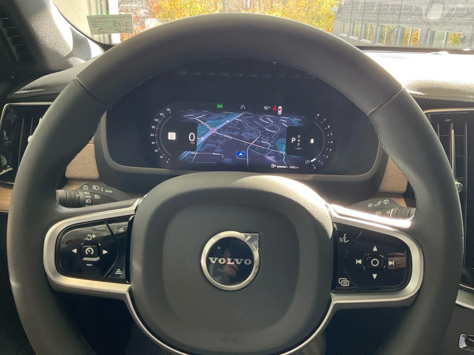 2026 Volvo XC90 Plus - Photo 18