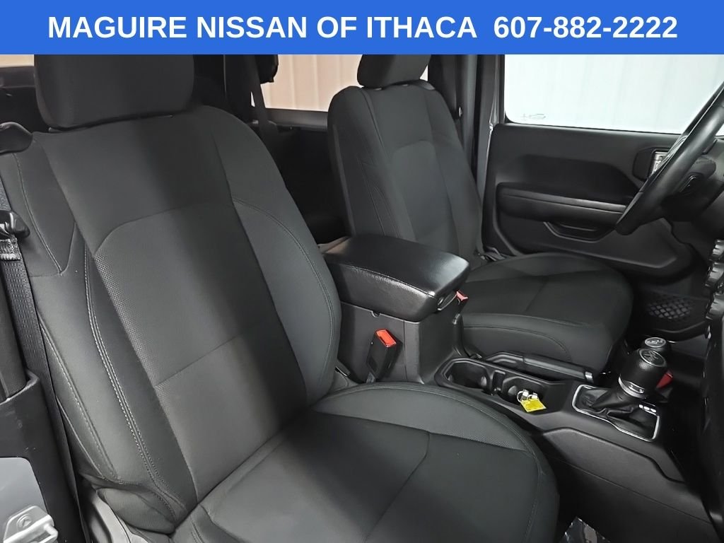 Used 2019 Gray Jeep Sport S image 14