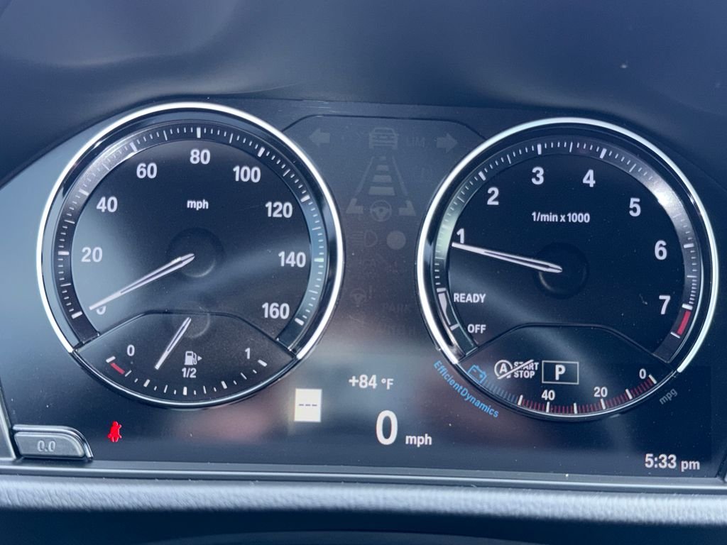 Used 2022 Black BMW sDrive28i image 18