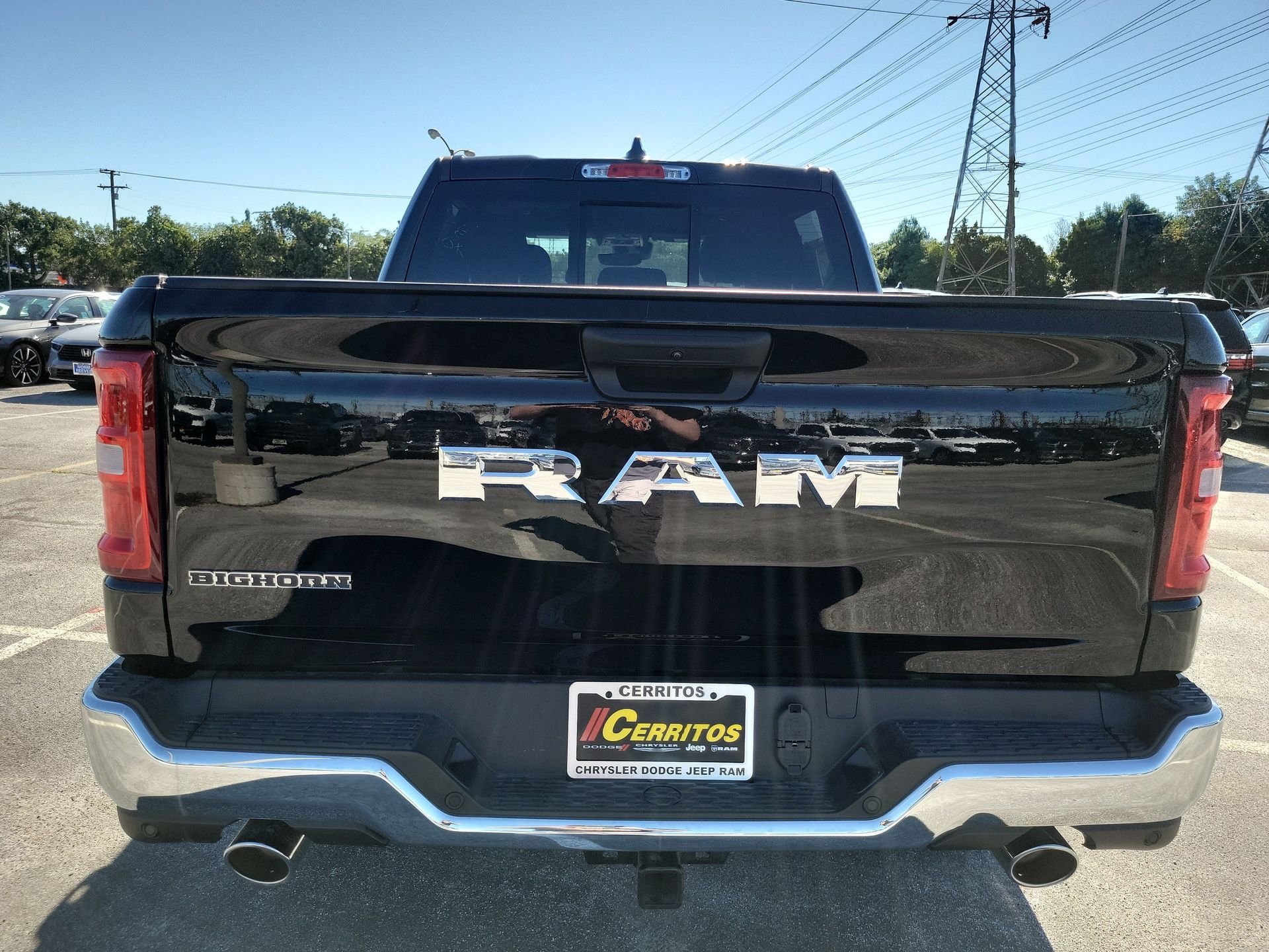 New 2026 Diamond Black Crystal Pearl-Coat Exterior Paint RAM Big Horn/Lone Star image 19
