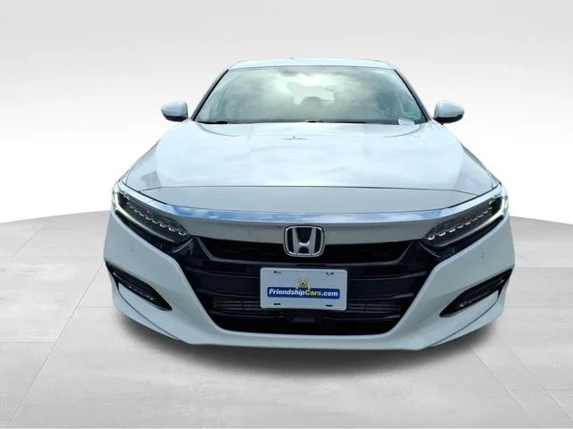 Used 2018 White Honda Touring 2.0T image 16
