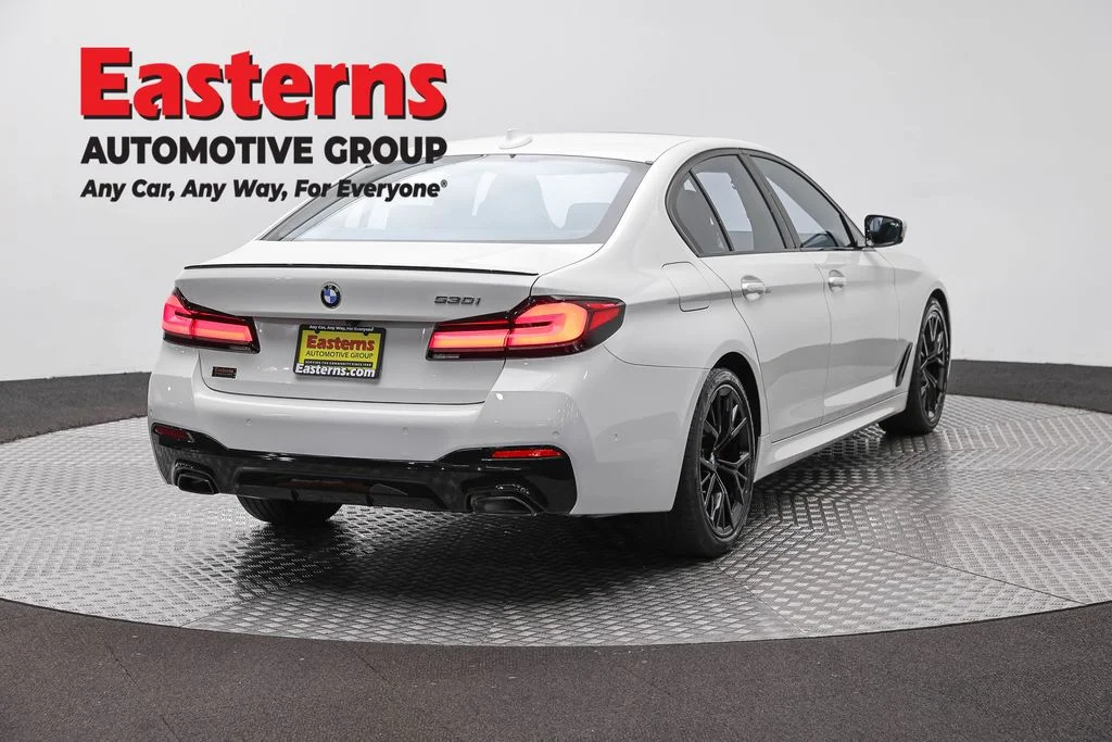 Used 2023 White BMW 530i image 5