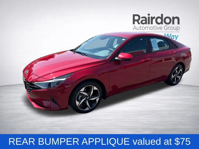 Used 2023 Scarlet Red Pearl Hyundai SEL image 4