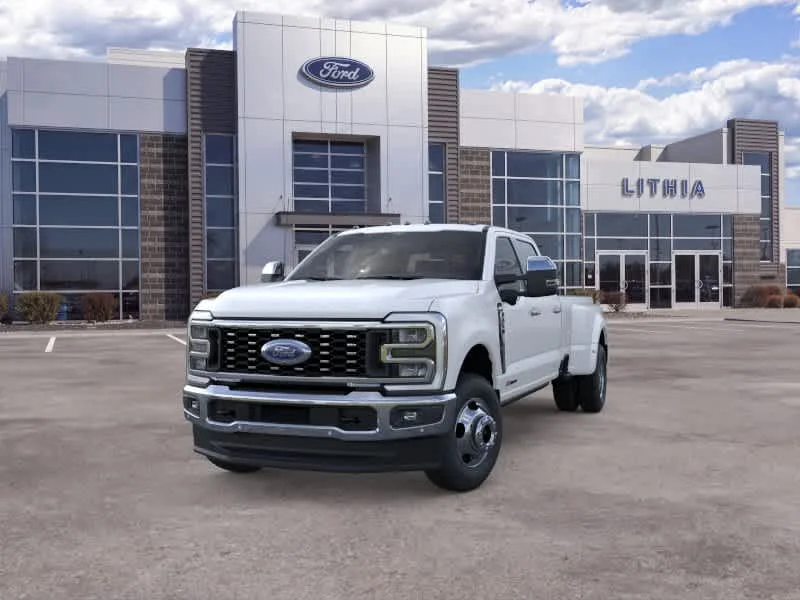 New 2026 Star White Metallic Tri-Coat Ford F-350® King Ranch® image 2