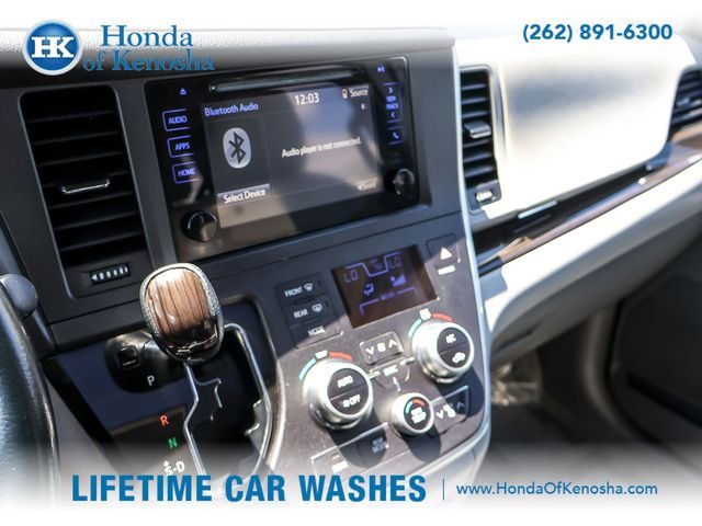 Used 2015 Predawn Gray Mica Toyota XLE image 17
