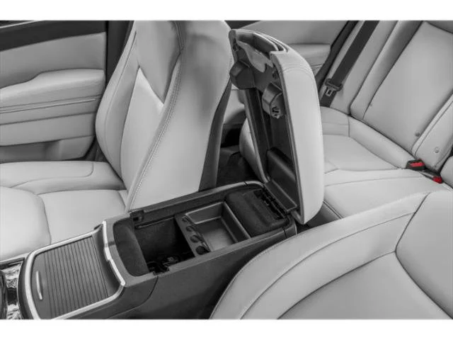 Used 2023 Velvet Chrysler Touring L image 17