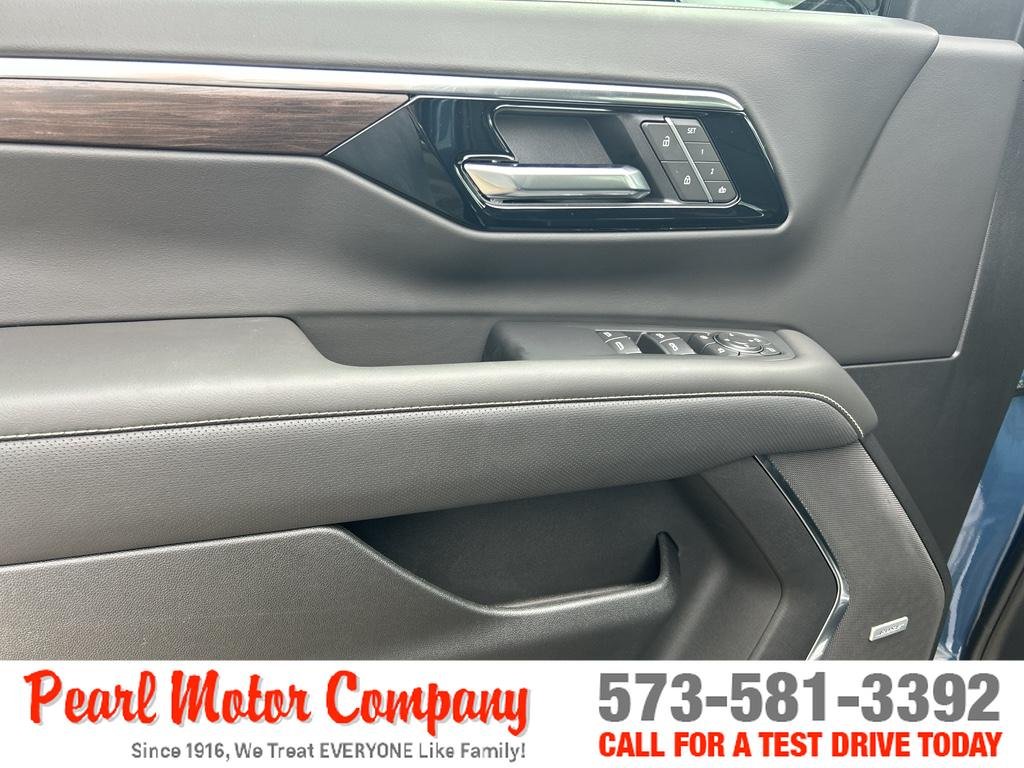 2026 Chevrolet Tahoe Premier - Photo 9