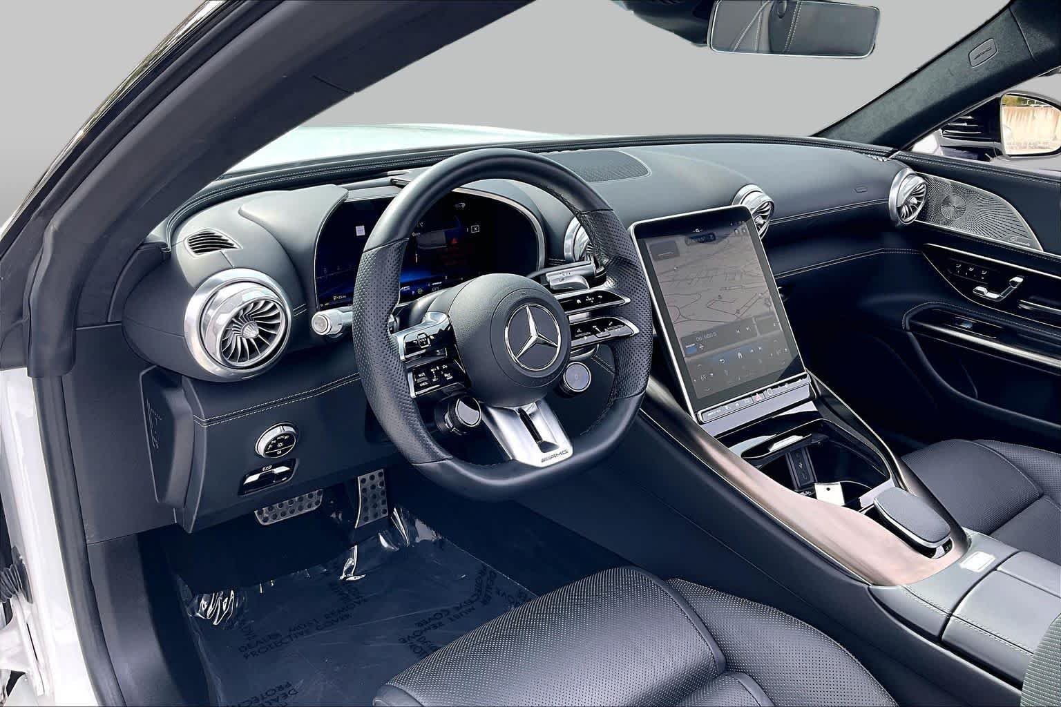 Certified Used 2022 MANUFAKTUR Moonlight White Metallic Mercedes-Benz AMG® SL 55 image 15