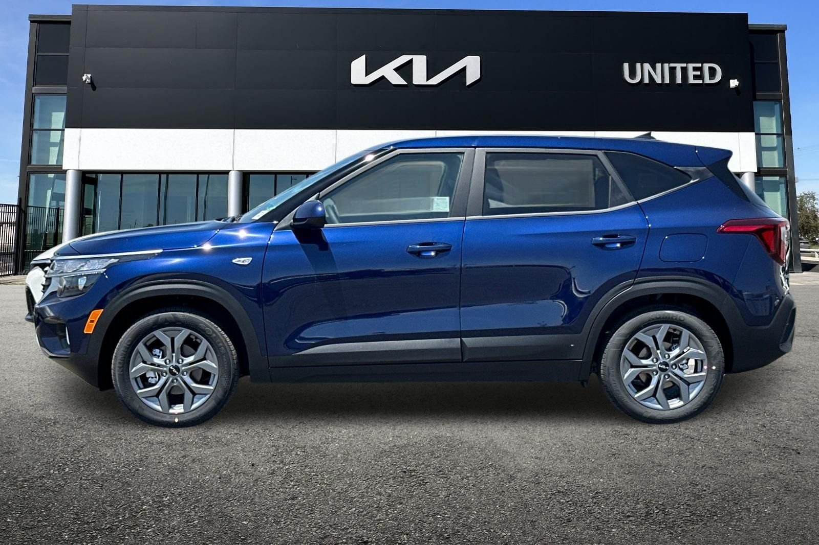 New 2026 Blue Kia LX image 7