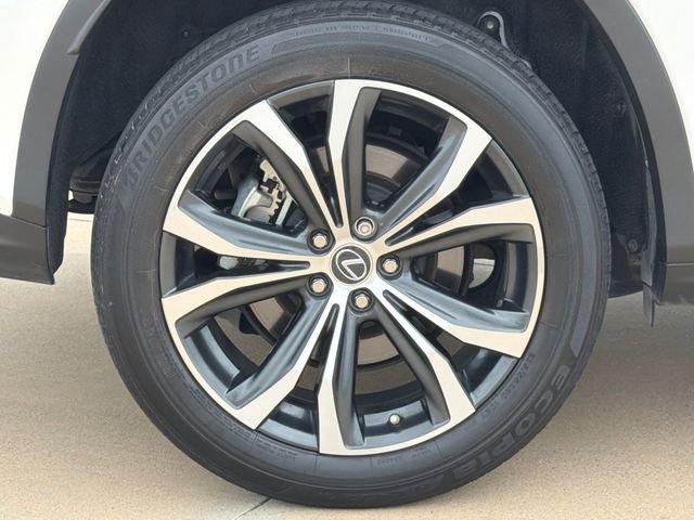 Used 2022 White Lexus 350 image 8