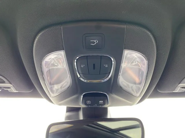 Used 2023 Red Jeep Limited image 21