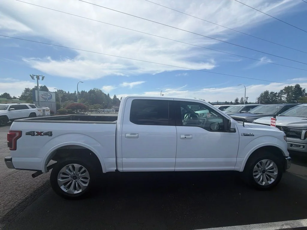 Used 2016 White Ford Lariat image 4