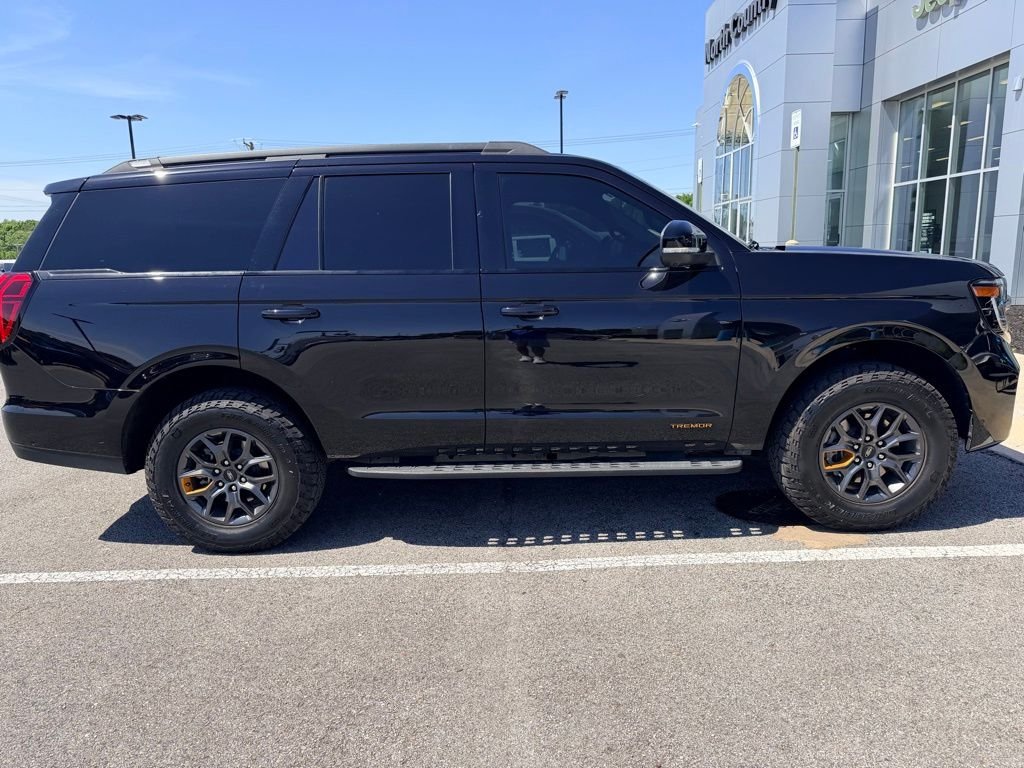 2025 Ford Expedition Tremor 4x4's photo