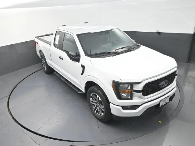 Used 2023 White Ford XL image 12