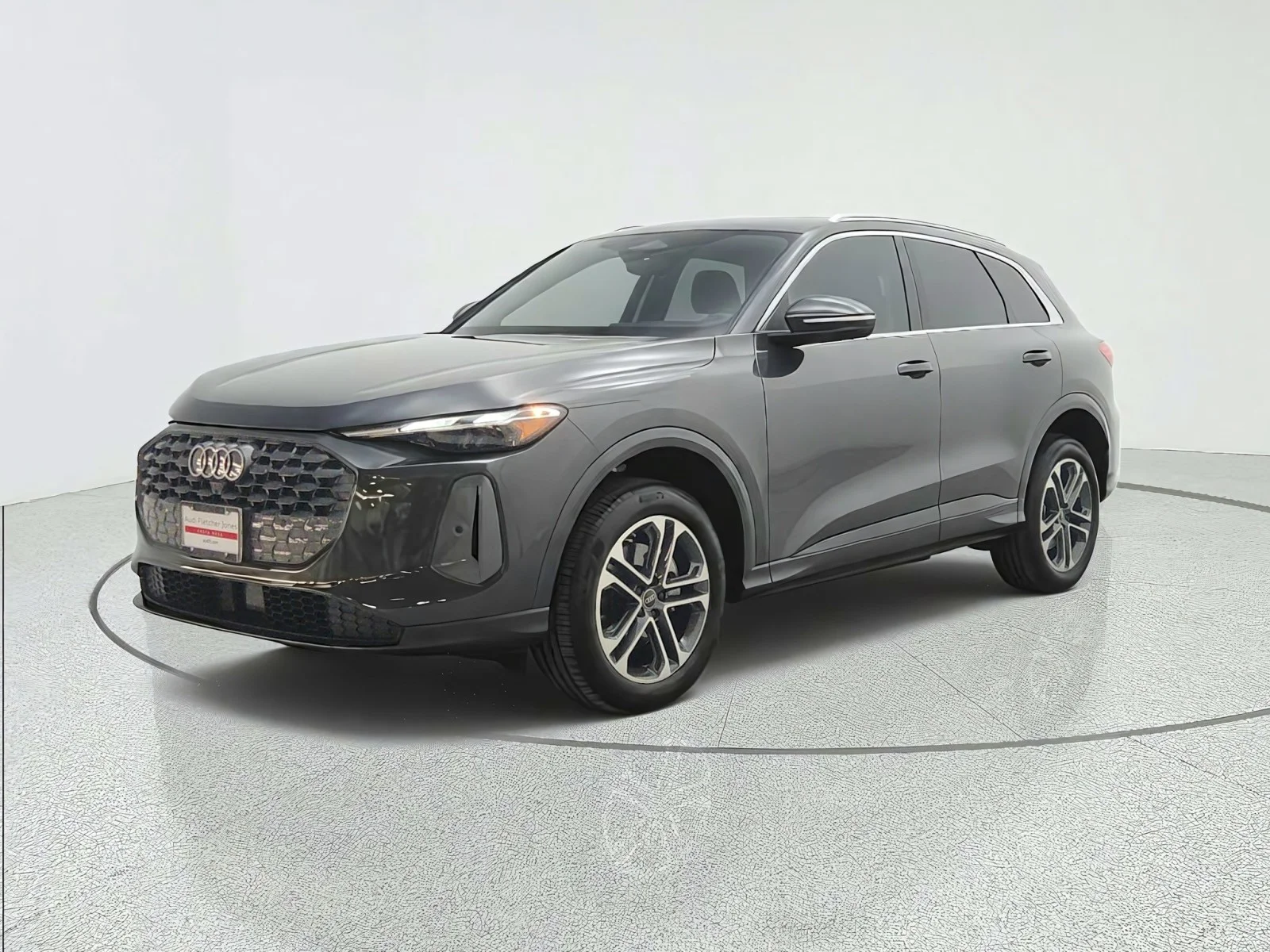 Luxury Loaner 2025 Q5 SUV