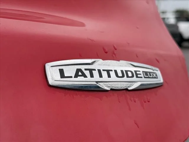 Used 2023 Red Jeep Latitude Lux image 7