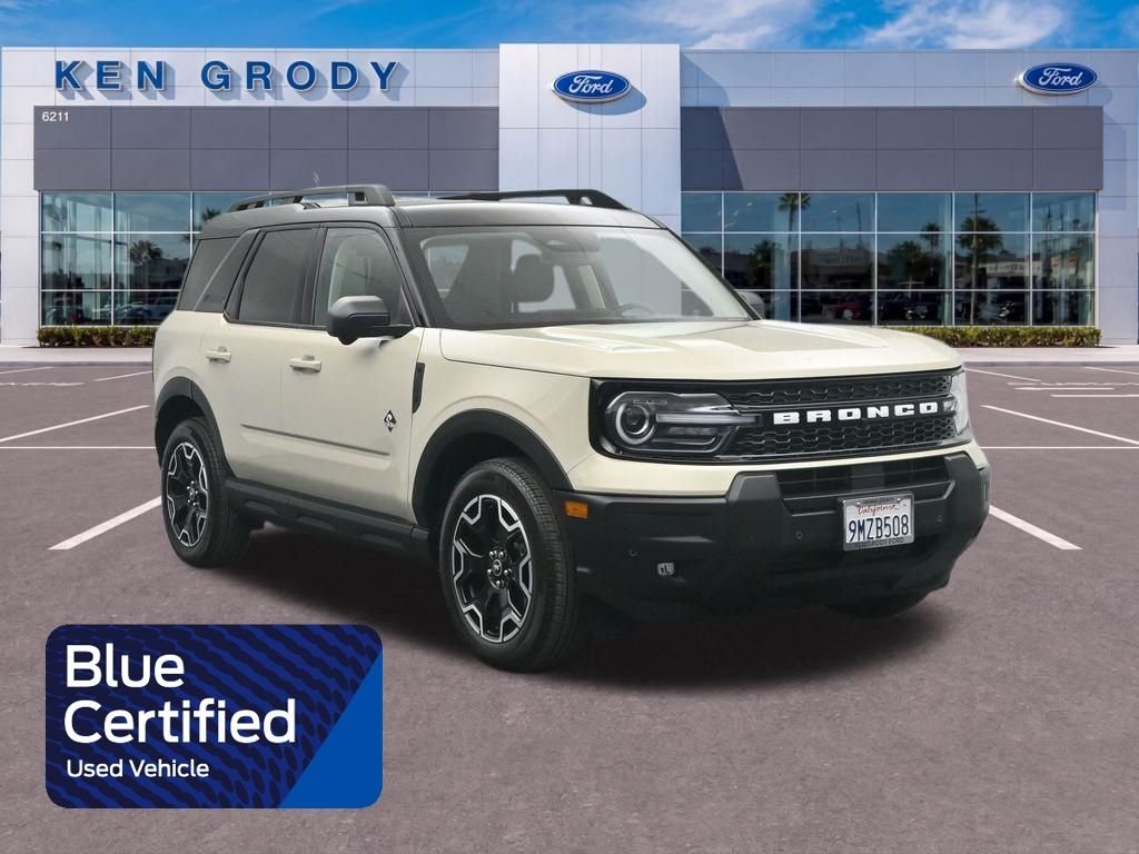 2025 Ford Bronco Sport Outer Banks 4X4's photo