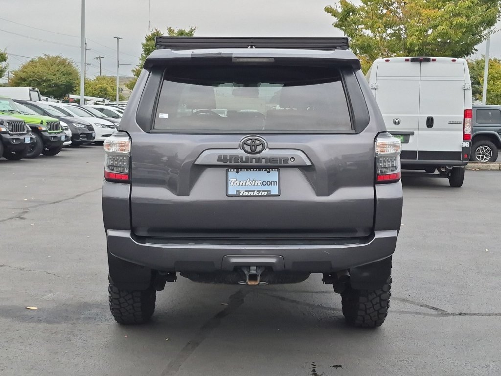 Used 2019 Gray Toyota SR5 Premium image 5